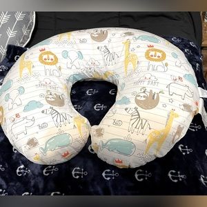 🌵💙Buy one, get one free💙🌵 💙🌵Baby Boppy🌵💙